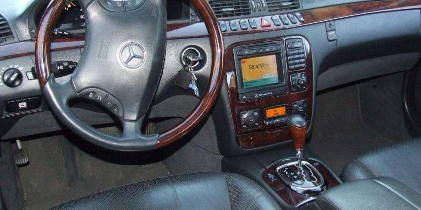 Salon na kołach - Mercedes klasy S (1998-2005)