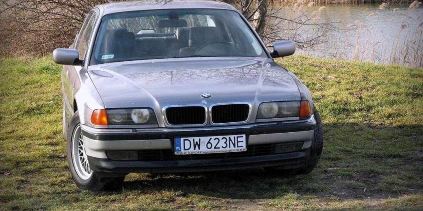 BMW Serii 7 - przystępny luksus
