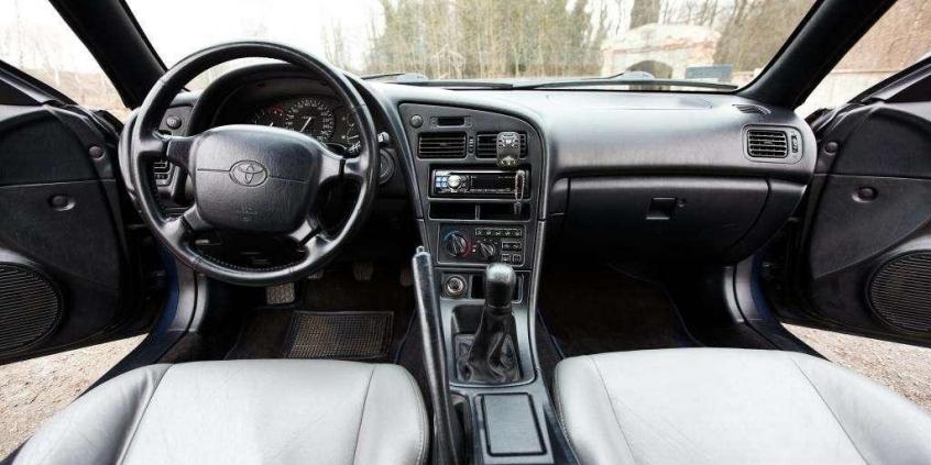 Rasowe coupe z Japonii - Toyota Celica (1993-1999)
