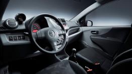 Suzuki Alto 2009 - pełny panel przedni