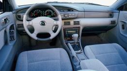 Mazda Xedos 9 - pełny panel przedni