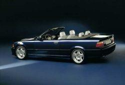 BMW Seria 3 E36 Cabrio 328 i 193KM 142kW 1995-1999