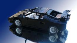 Świat LEGO - modele samochodów z nietypowego budulca