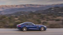 Mercedes-AMG GT S na kalifornijskich drogach - prawy bok