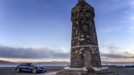 Mercedes-AMG GT S na kalifornijskich drogach - prawy bok