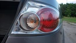 Mazda 6 Hatchback - galeria społeczności - prawy tylny reflektor - wyłączony