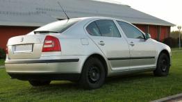 Skoda Octavia II Hatchback - galeria społeczności - prawy bok