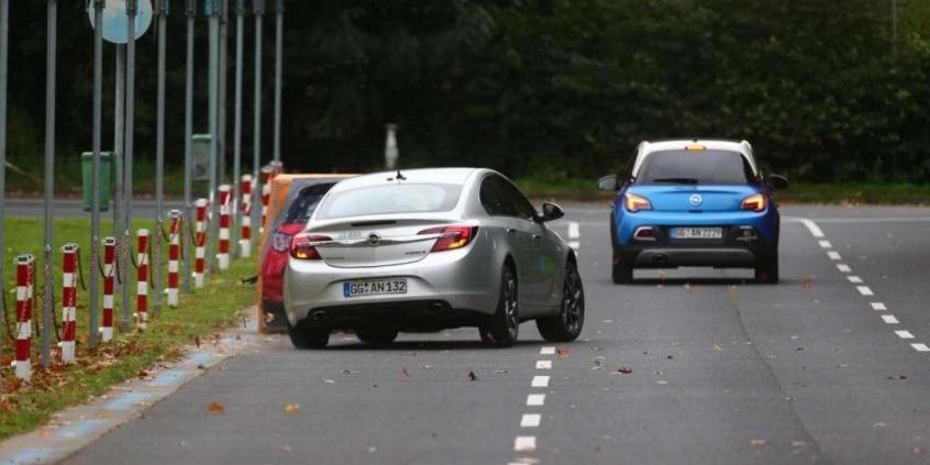 Opel prezentuje technologię usprawniającą jazdę w mieście