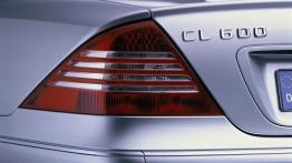 Mercedes Klasa CL - lewy tylny reflektor - wyłączony