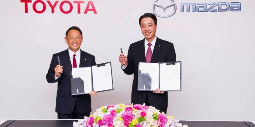 Mazda połączy się z Toyotą? Mazda zaprzecza