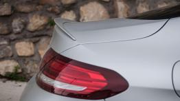 Mercedes-Benz C Coupe - galeria redakcyjna - prawy tylny reflektor - wyłączony