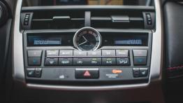 Lexus NX 200t F-Sport - galeria redakcyjna - konsola środkowa