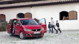 Seat Alhambra 4WD - przód - reflektory wyłączone