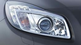 Opel Insignia - prawy przedni reflektor - wyłączony