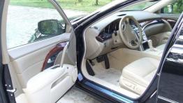 Honda Legend - widok ogólny wnętrza z przodu