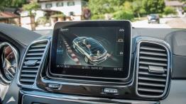 Mercedes GLE Coupe - galeria redakcyjna - ekran systemu multimedialnego