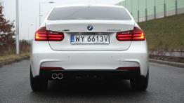 BMW Seria 3 (F30) 335d xDrive 313KM - galeria redakcyjna - widok z tyłu