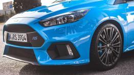 Ford Focus RS - niebieski terrorysta