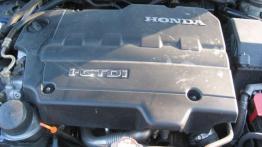 Honda Accord 2.2 i-CTDi  Executive - pokrywa silnika otwarta