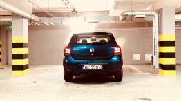 Dacia Sandero 1.0 SCe 73 KM - galeria redakcyjna - widok z tyłu