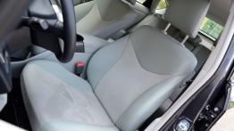 Toyota Prius IV Hatchback Facelifting 1.8 HSD 136KM - galeria redakcyjna - fotel kierowcy, widok z p