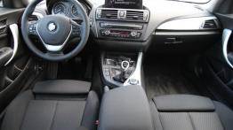 BMW Seria 1 F21 Hatchback 3d 114i 102KM - galeria redakcyjna - pełny panel przedni