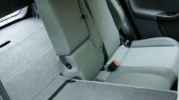 Seat Altea 2.0 TDI Stylance - tylna kanapa złożona, widok z boku