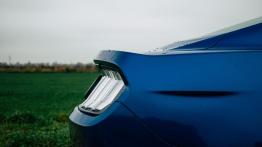 Ford Mustang GT - galeria redakcyjna - prawy bok