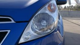Chevrolet Spark - galeria redakcyjna - lewy przedni reflektor - wyłączony