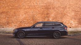 BMW 320d Touring 2.0 190 KM - galeria redakcyjna - lewy bok