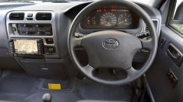 Toyota Hiace - wersja przedłużona - kokpit