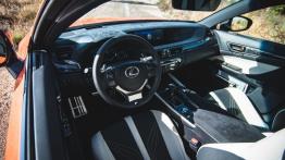 Lexus GS F (2016) - galeria redakcyjna - widok ogólny wnętrza z przodu