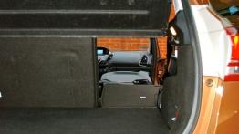 Ford B-MAX Mikrovan 1.4 Duratec 90KM - galeria redakcyjna - tylna kanapa złożona, widok z bagażnika