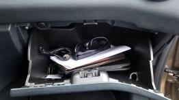 Ford Fiesta VII  KM - galeria redakcyjna - schowek przedni otwarty