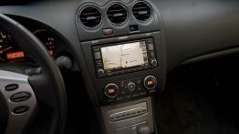 Nissan Altima - konsola środkowa