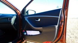 Hyundai i30 II Hatchback 5d - galeria redakcyjna - drzwi pasażera od wewnątrz