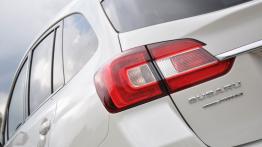 Subaru Levorg 1.6 GT 170 KM - galeria redakcyjna - lewy tylny reflektor - wyłączony