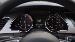 Audi A5 Coupe Facelifting 2.0 TDI 177KM - galeria redakcyjna - zestaw wskaźników