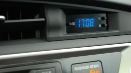 Toyota Auris II Touring Sports Valvematic 130 - galeria redakcyjna - zegarek