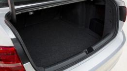 Volkswagen Jetta VI Facelifting (2015) - wersja amerykańska - bagażnik