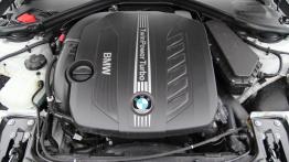 BMW Seria 3 (F30) 335d xDrive 313KM - galeria redakcyjna - silnik