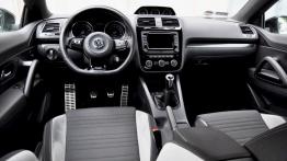 Volkswagen Scirocco R 2.0 TSI 280 KM - galeria redakcyjna - pełny panel przedni