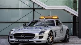 Mercedes SLS AMG GT - samochód bezpieczeństwa F1 - widok z przodu