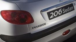 Peugeot 206 Sedan - zderzak tylny
