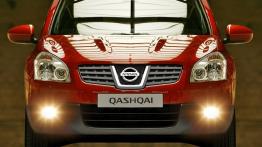 Nissan Qashqai - widok z przodu