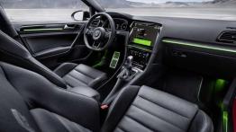 Volkswagen Golf R Touch - mały skok w przyszłość