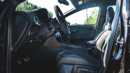 Seat Leon Cupra R – czym różni się od „zwykłej” Cupry? I czy warto dopłacać?