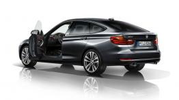 BMW serii 3 GT - tył - reflektory wyłączone