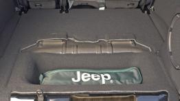 Jeep Wrangler 2007 Unlimited - bagażnik, akcesoria