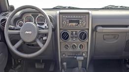 Jeep Wrangler 2007 Unlimited - pełny panel przedni